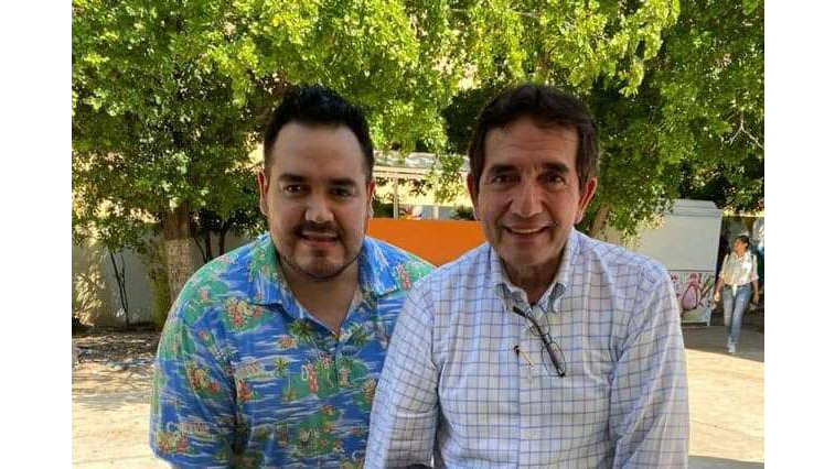 Héctor Melesio Cuén Díaz junto con Héctor Melesio Cuén Ojeda, ex Rector de la UAS y dirigente del Partido Sinaloense.