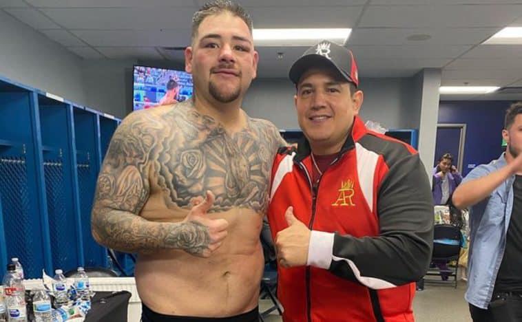 $!Canelo Álvarez y Eddy Reynoso ganan la triple corona