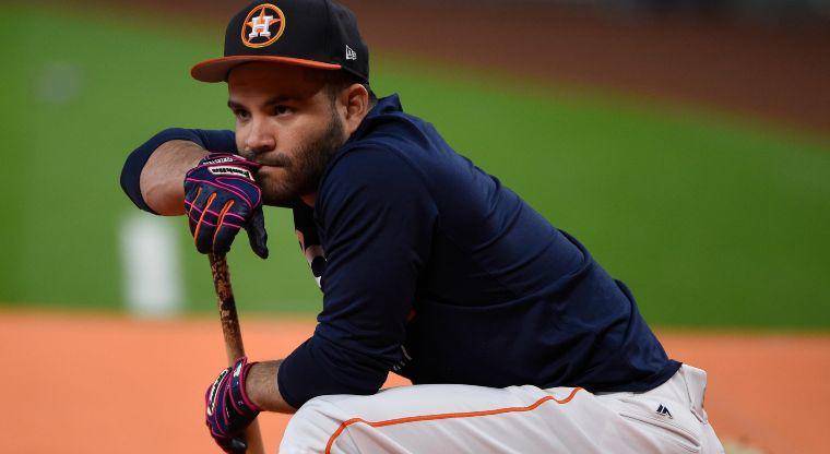 José Altuve estará fuera de los Astros hasta el 14 de mayo, al menos.
