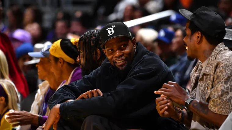 La posible salida de Kevin Durant de los Phoenix Suns para la temporada 2025-2026 parece inminente, a pesar de tener contrato vigente.