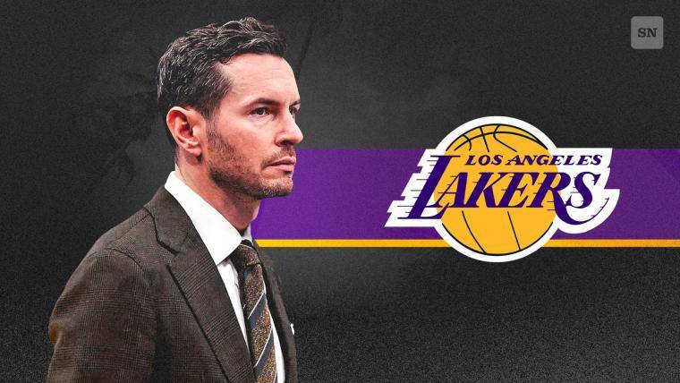 JJ Redick recibe cuatro años de contrato.