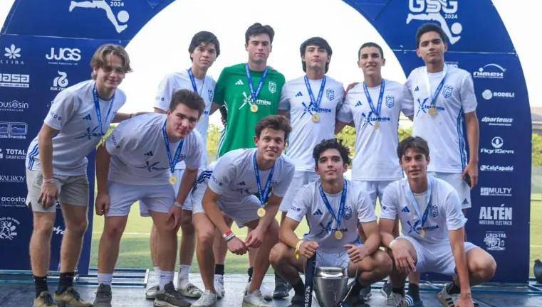 En esta copa participarán más de 60 equipos y 700 jugadores que como en años anteriores vienen de diversas escuelas de todo el país y de Estados Unidos.