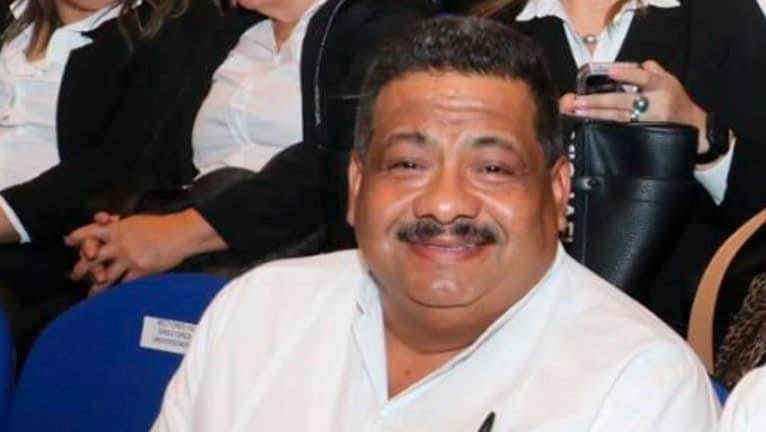 El periodista y catedrádico, Alejandro Gallegos León.
