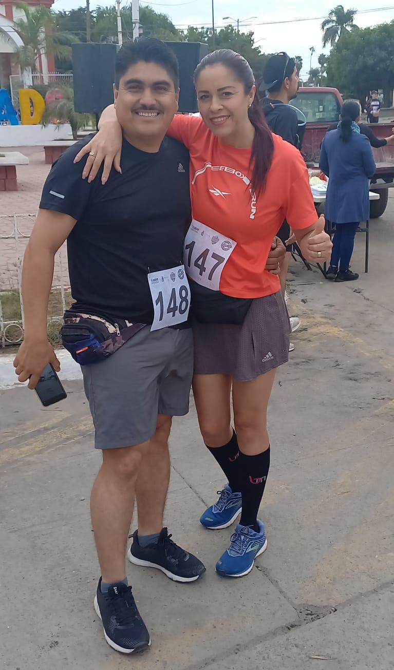 $!Mazatleca Norma Labrador anda desatada y ahora gana el Medio Maratón de la Candelaria en Quilá