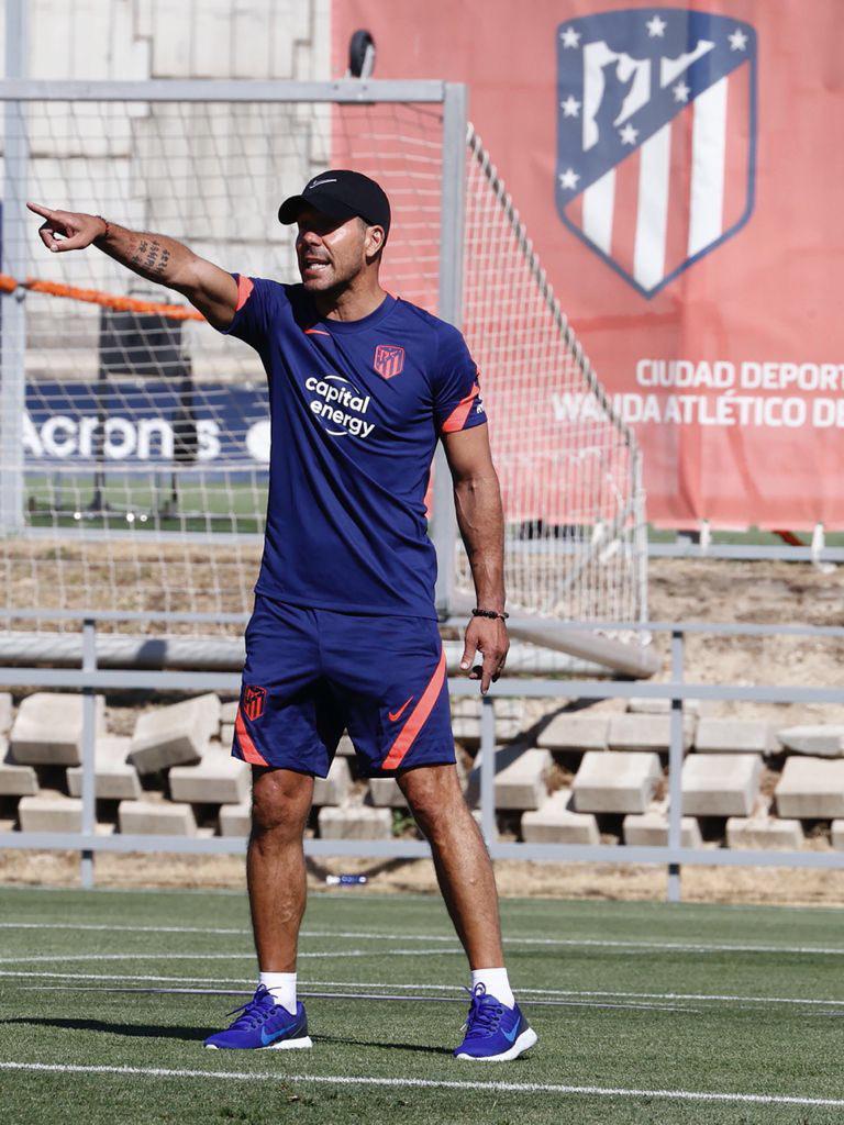 $!Héctor Herrera y el DT Diego Simeone dan positivo por Covid-19 en Atlético Madrid