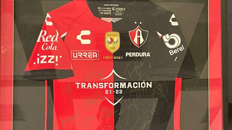 El jersey del Atlas que será rifado por el Pids.
