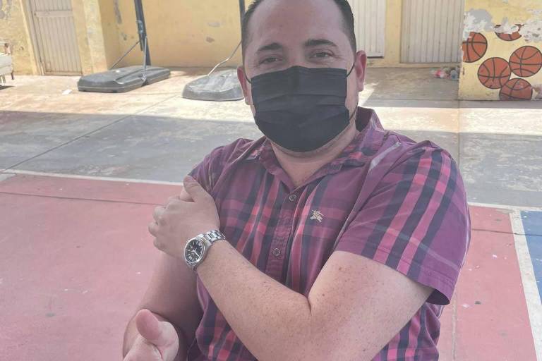 Alcalde de Rosario se vacuna contra el Covid-19