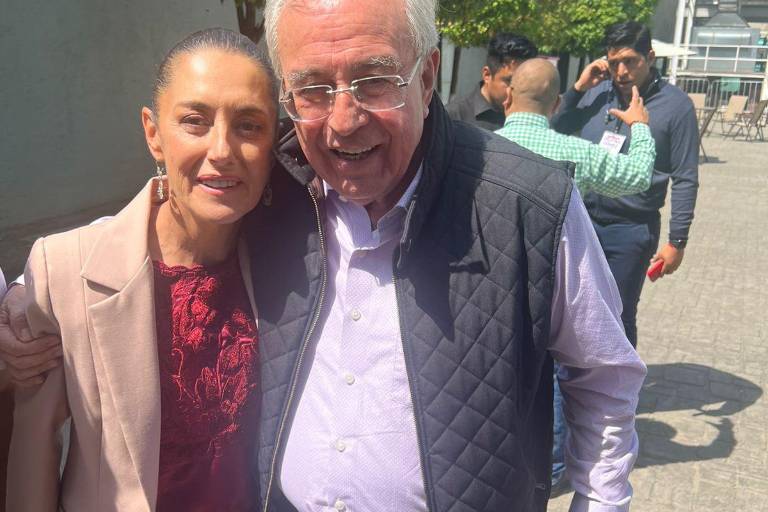 Asiste Rocha Moya a inauguración del Tianguis Turístico en la CDMX