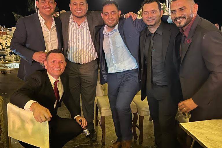 El beisbolista José Urquidy se casa con Estefanía Durán