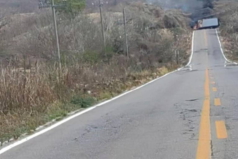 Horas despúes de las balaceras, SSPM informa que las carreteras de Mazatlán están libres