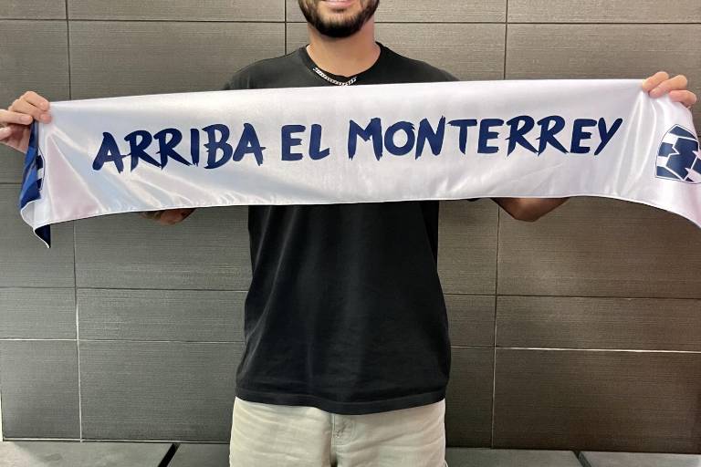 ‘Tecatito’ Corona llega a Monterrey con sentimientos encontrados