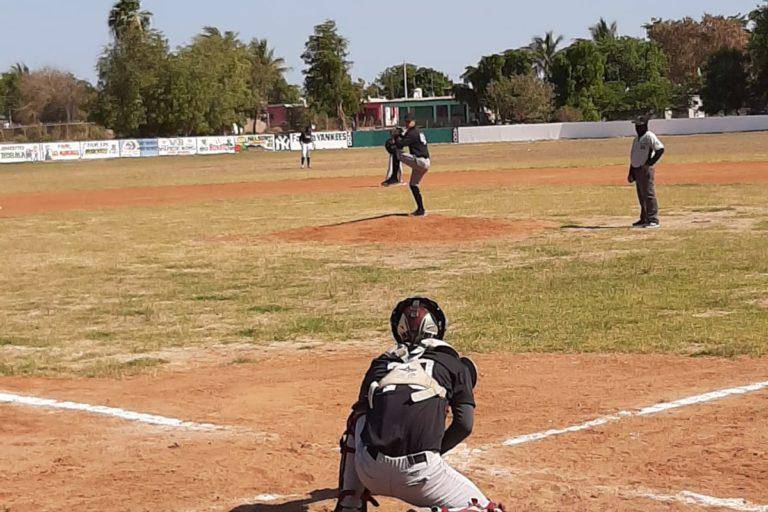 Algodoneros apalea a Yankees y se pone con récord parejo
