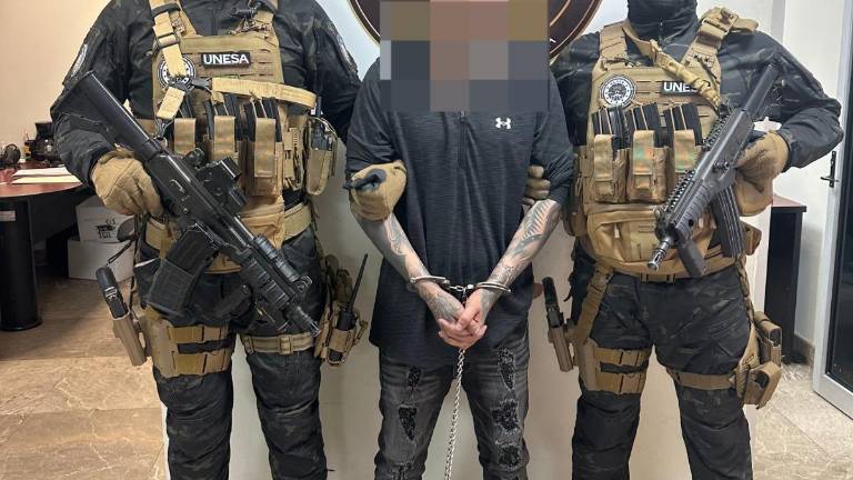 La FGE informó que Oswaldo Nathanahel “N” y/o Oswaldo Nathanahee “N”, quien también se hace llamar Jorge “N”, fue vinculado a proceso por su probable responsabilidad en el delito de feminicidio.