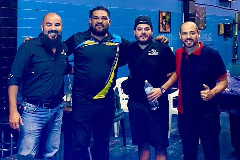 Mazatleco Millán domina Torneo Relámpago de Carambola