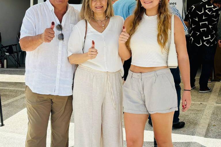 Invita presidente de Venados de Mazatlán a acudir a las urnas
