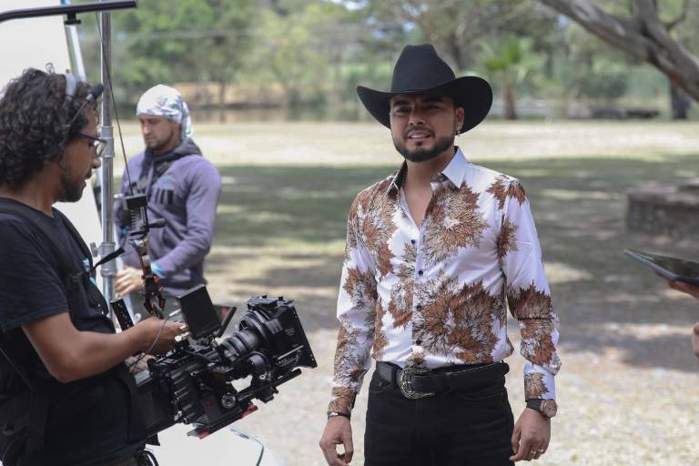 Grupo Firme y la Banda El Recodo graban juntos el video de ‘El reemplazo’