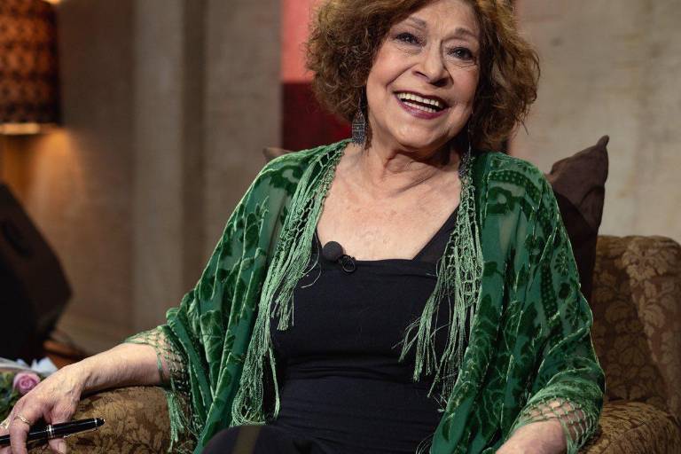 Anuncia Cristina Pacheco su retiro por problemas de salud