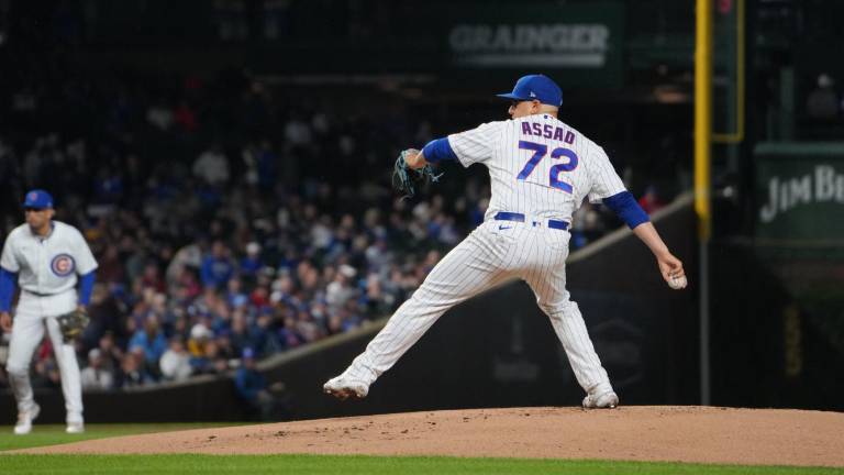 Javier Assad estuvo efectivo por los Cachorros de Chicago.