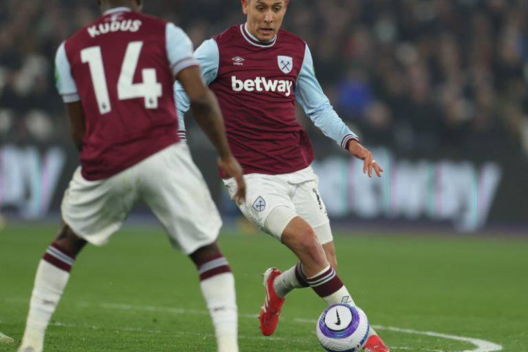 Edson Álvarez y West Ham caen en su casa ante el Newcastle