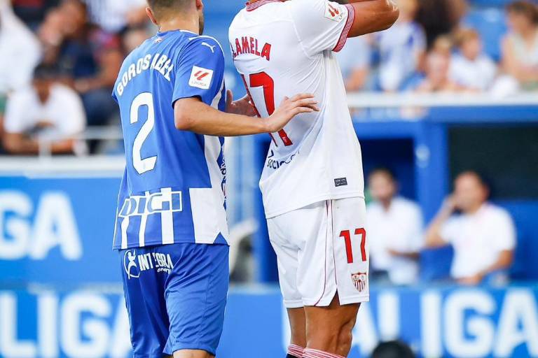 ‘Tecatito’ Corona entra de cambio en nueva derrota del Sevilla