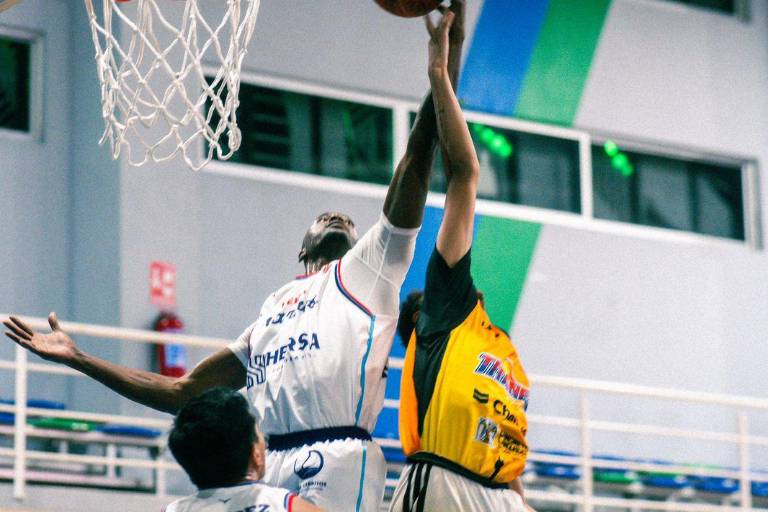 Marinos Basketball impone categoría ante Titanes de Los Mochis