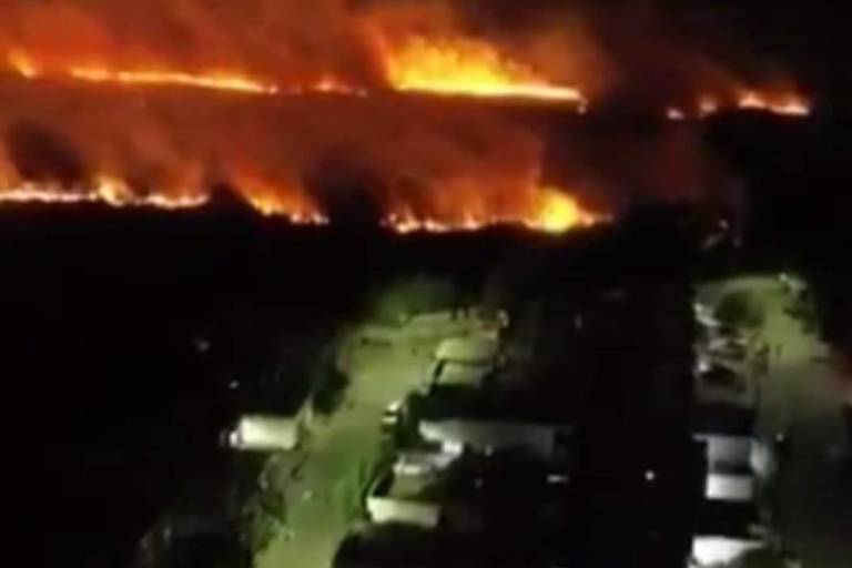 Incendio de maleza en Valle Alto moviliza a Protección Civil y Bomberos; ya está controlado