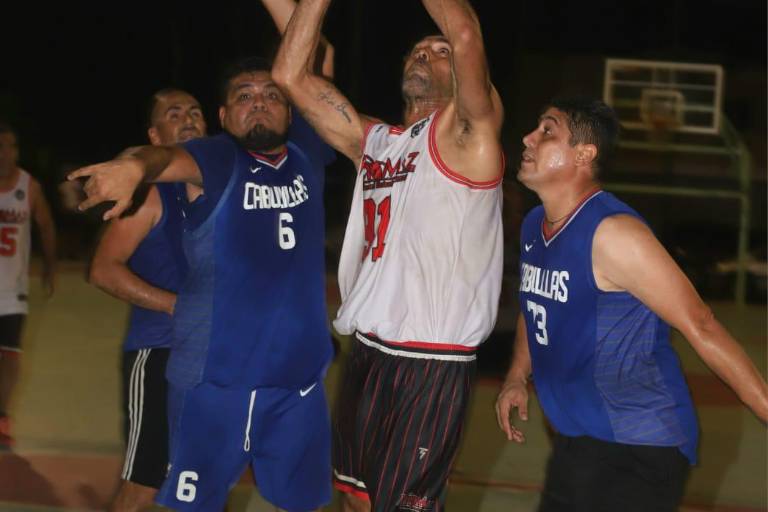 Cademaz impone su ley en Baloncesto Veteranos