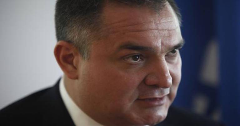 Genaro García Luna busca revertir su condena con una apelación basada en nueva evidencia, según su defensa.