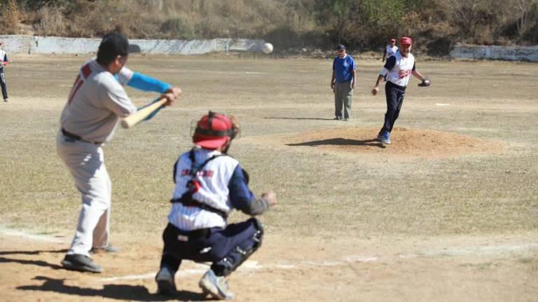 Familia Guevara cerró rol en sitio de honor, en El Chololos