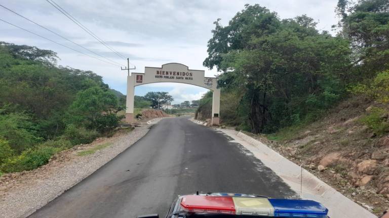 Diferentes corporaciones realizaron un operativo en la sierra de Rosario.