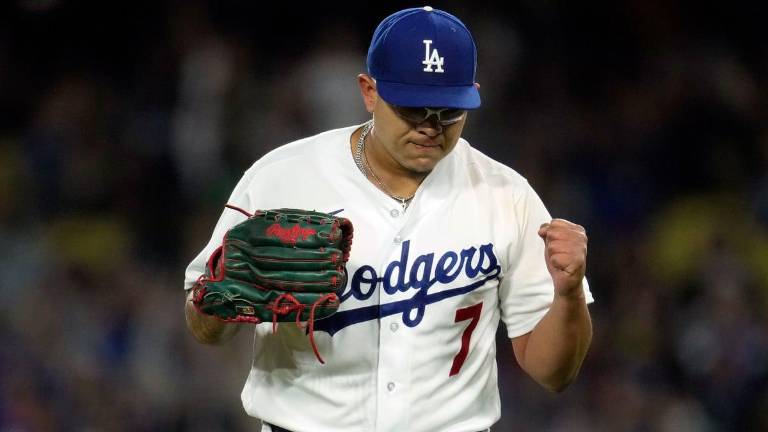 Julio Urías ha tenido un buen arranque de campaña.