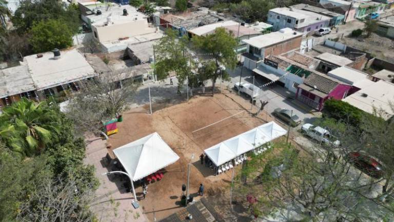 Se benefician más de 500 habitantes con el nuevo espacio deportivo.