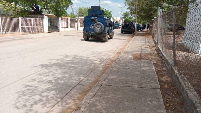 Diferentes corporaciones realizan un operativo en la zona de La Palma, en Navolato, después de los bloqueos.