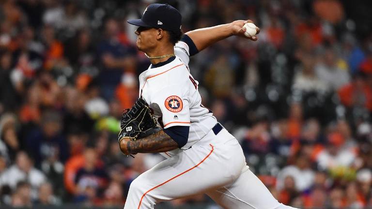 Bryan Abreu empezará la temporada como relevista de los Astros de Houston.