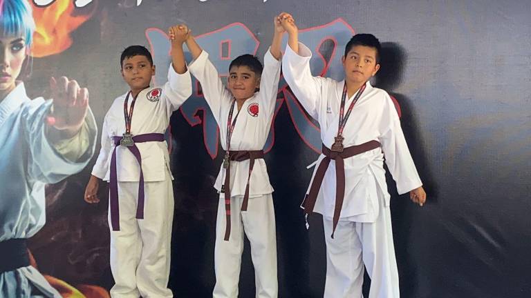 La Academia de Karate Kazoku Kai Imdem logra 15 medallas.