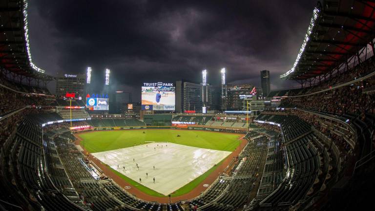 El Truist Park de Atlanta albergará los encuentros entre los Bravos y los Mets este fin de semana.