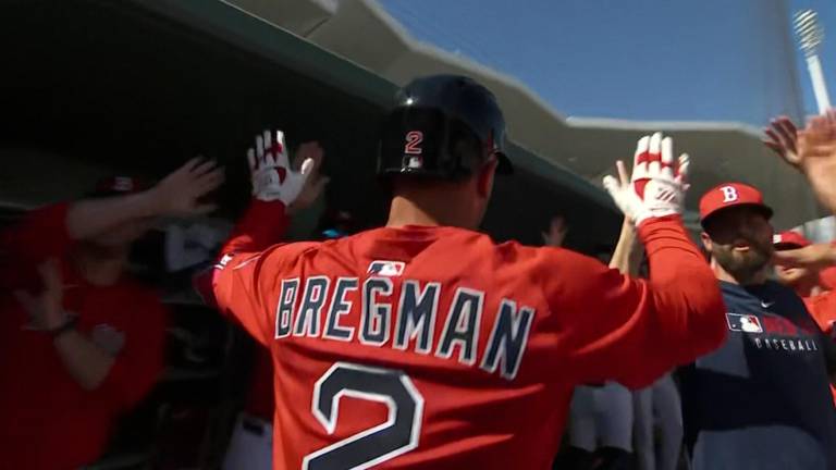 Primer jonrón de Bregman con Boston.