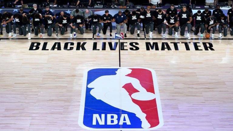 La NBA fue de las primeras ligas deportivas en manifestarse tras la muerte de George Floyd en mayo de 2020.