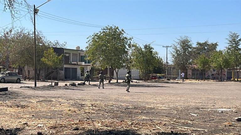 Elementos del Ejército fueron atacados el jueves desde un dron en la Limita de Itaje, en Culiacán.