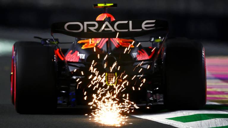 Sergio “Checo” Pérez vuelve a llevarse la pole en Jeddah.