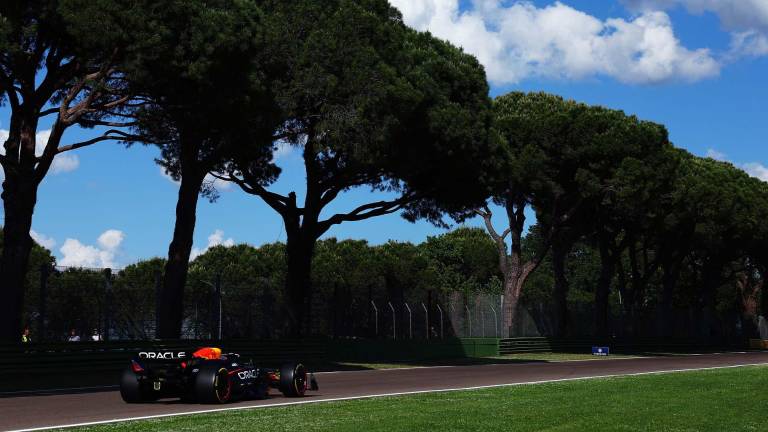 Red Bull no brilló en el primer día de entrenamientos del Gran Premio de Emilia Romagna.