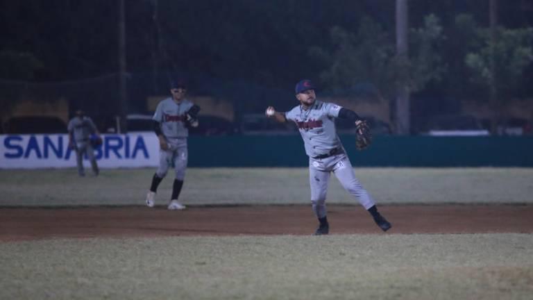$!Pollería Catalina pierde invicto en Liga Clase Abierta