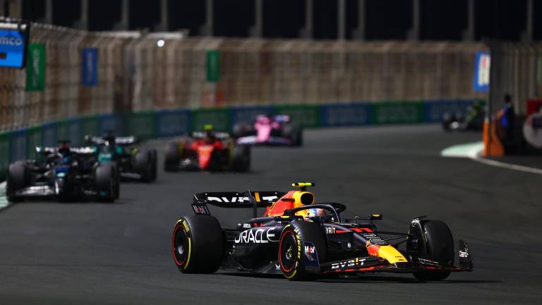 Sergio “Checo” Pérez gana en Arabia Saudita.