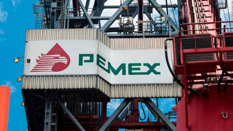El Gobierno federal adquiere una deuda de 10 mil millones de dólares para atender parte de las finanzas de Pemex.