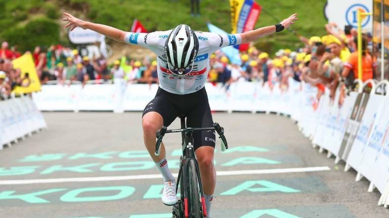 Tadej Pogacar se impuso en la Etapa 4 y retomó la cima general del Tour de Francia.