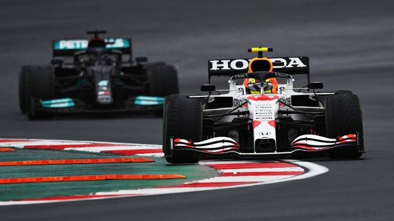 Sergio “Checo” Pérez es tercero en el Gran Premio de Turquía.