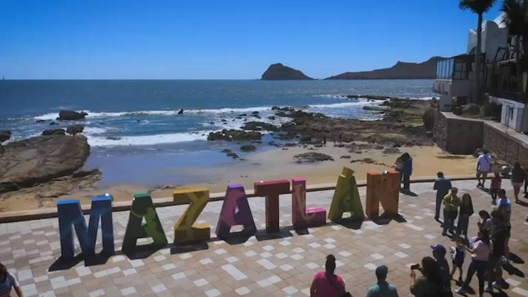 El Gobierno de México destaca la actividad turística en Mazatlán.