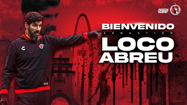 Sebastián Abreu se estrenará como timonel en la Liga MX de forma oficial.