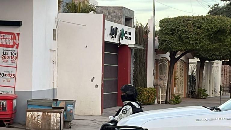 En lo que va de la ola de violencia 63 domicilios han sido atacados a balazos, reporta la Fiscalía de Sinaloa.