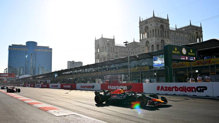 Sergio “Checo” Pérez gana importantes puntos para la clasificación.